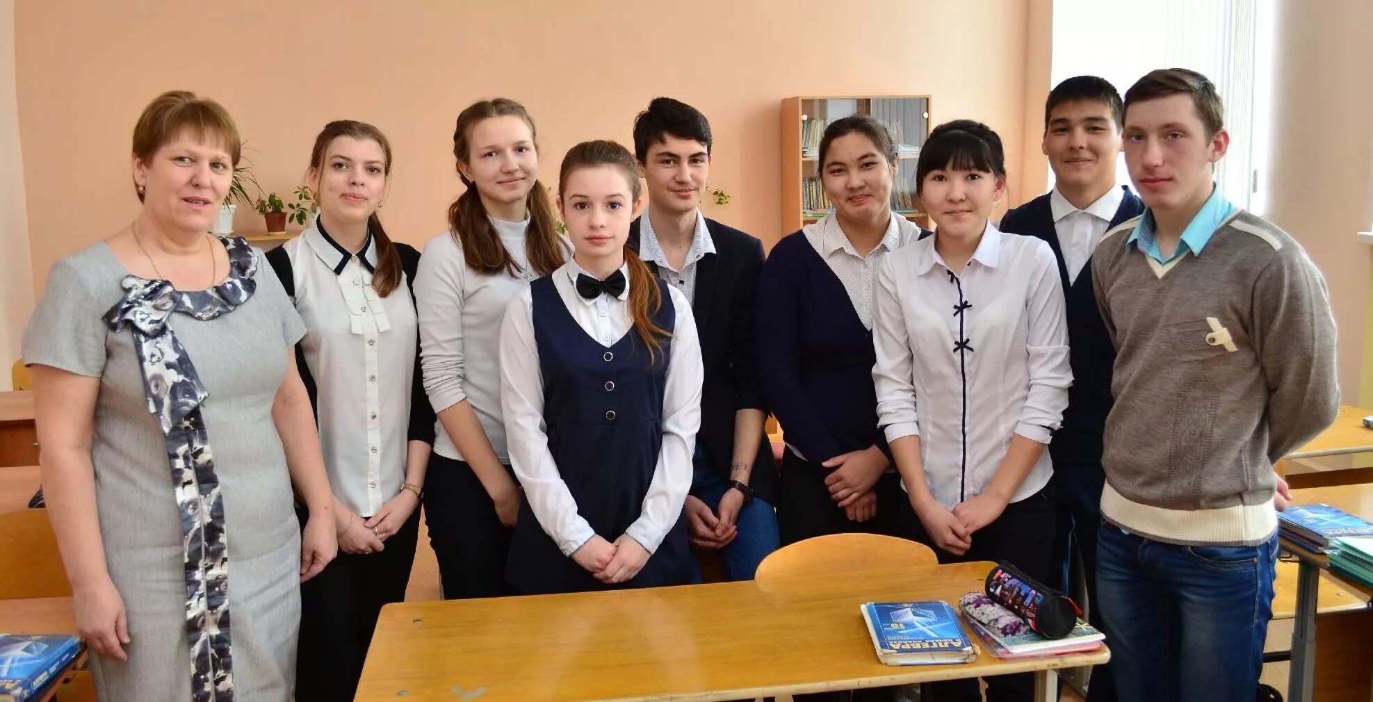 гбоу сош оц с украинка. украинка большечерниговского района самарской области. гбоу сош оц с украинка. гбоу сош оц с украинка. образовательный центр школа.