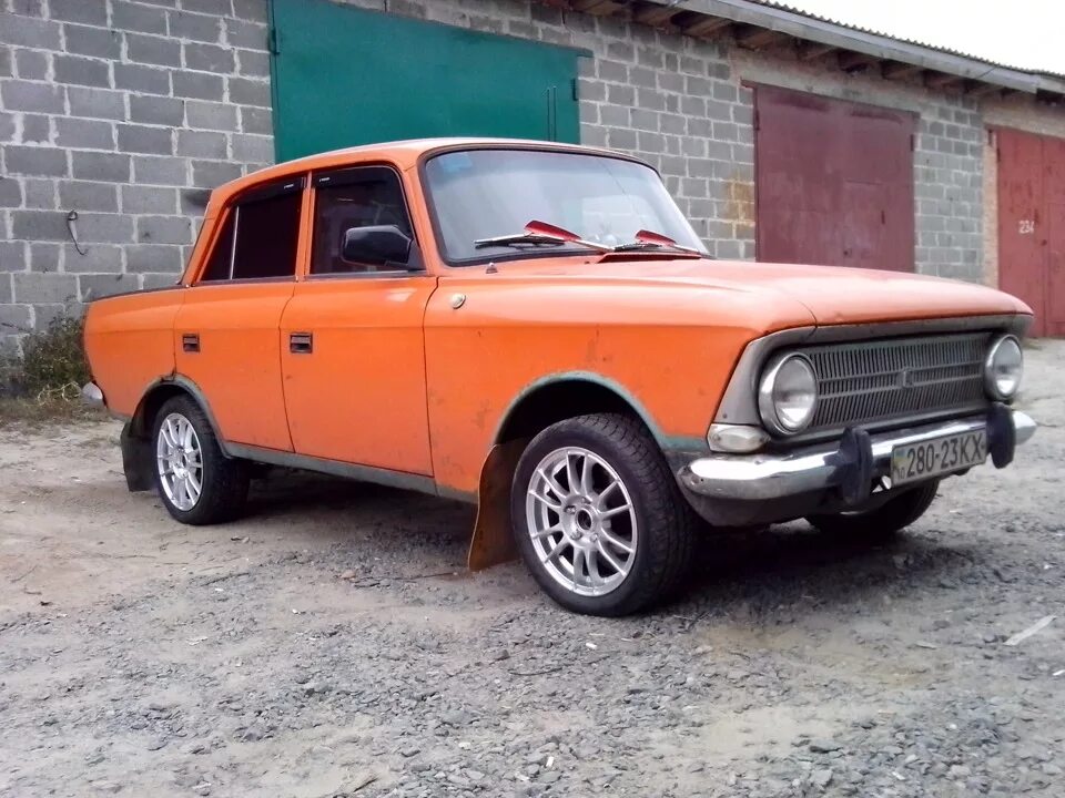 Какие диски подходят на москвич. Какие диски подходят на москвич. Диски штампованные москвич 412. Москвич 412 на 17 дисках. Колесный диск москвич 2140.