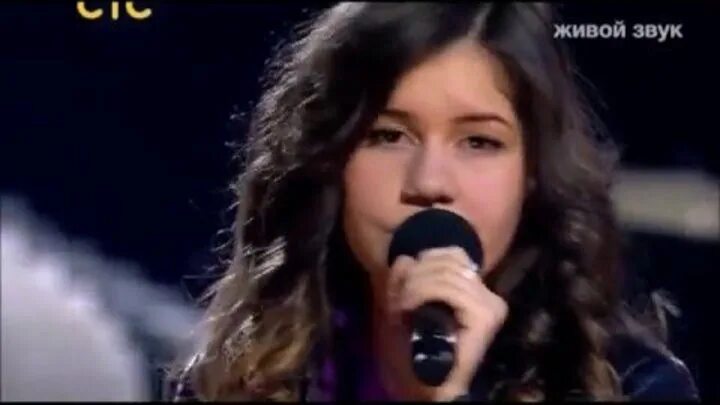 Два голоса стс. Диана хитарова голос. Голос 2 сезон 1 выпуск. Два голоса 7. Шоу два голоса на стс.