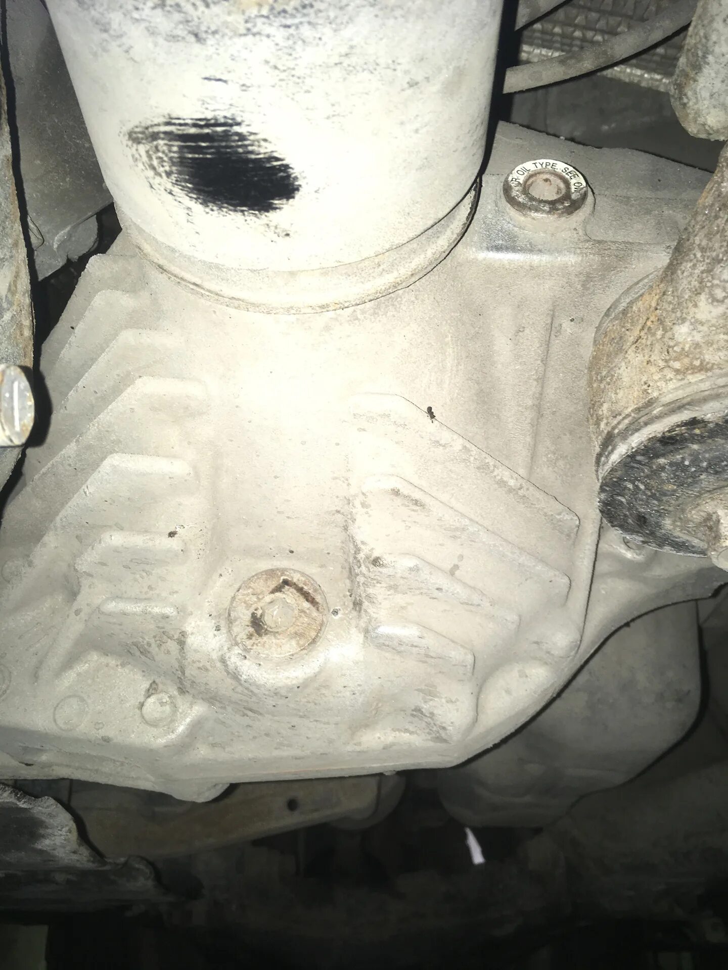 Масло мотюль в раздатку е70 дизель дорестайл. Цвет масла в редукторе. 0 4х4 артикул. Катализатор bmw f30. Замена масла в редукторе и раздатке.