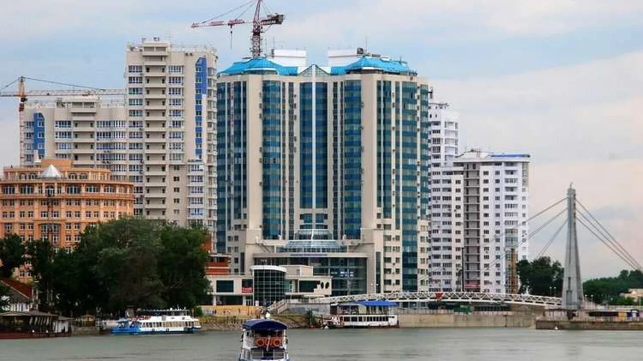 Кубанская набережная 130 краснодар. Ул кубанонабережная краснодар. Кубанская набережная 130 краснодар. Кубанская набережная 5 краснодар. Кубанская набережная 33 краснодар.