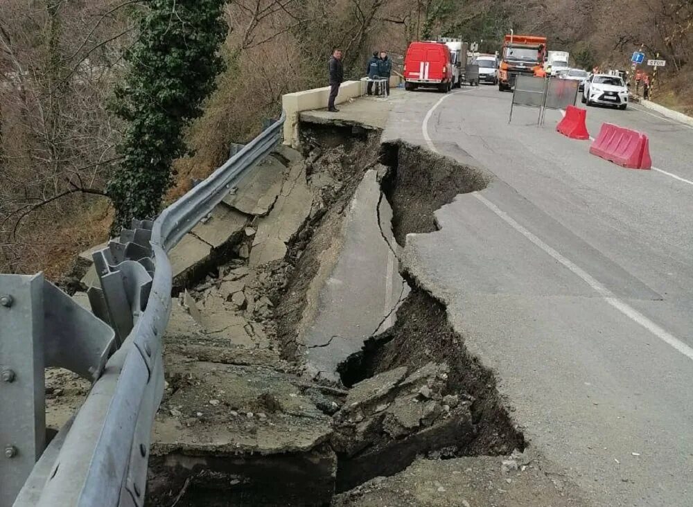 прорыв трассы