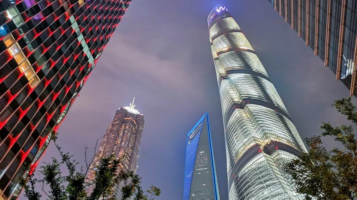 Список небоскребов. Шанхайская башня Shanghai Tower Китай.. Шанхай башни высотки. Шанхай ТОВЕР небоскреб. Небоскрёб Шанхай Тауэр..