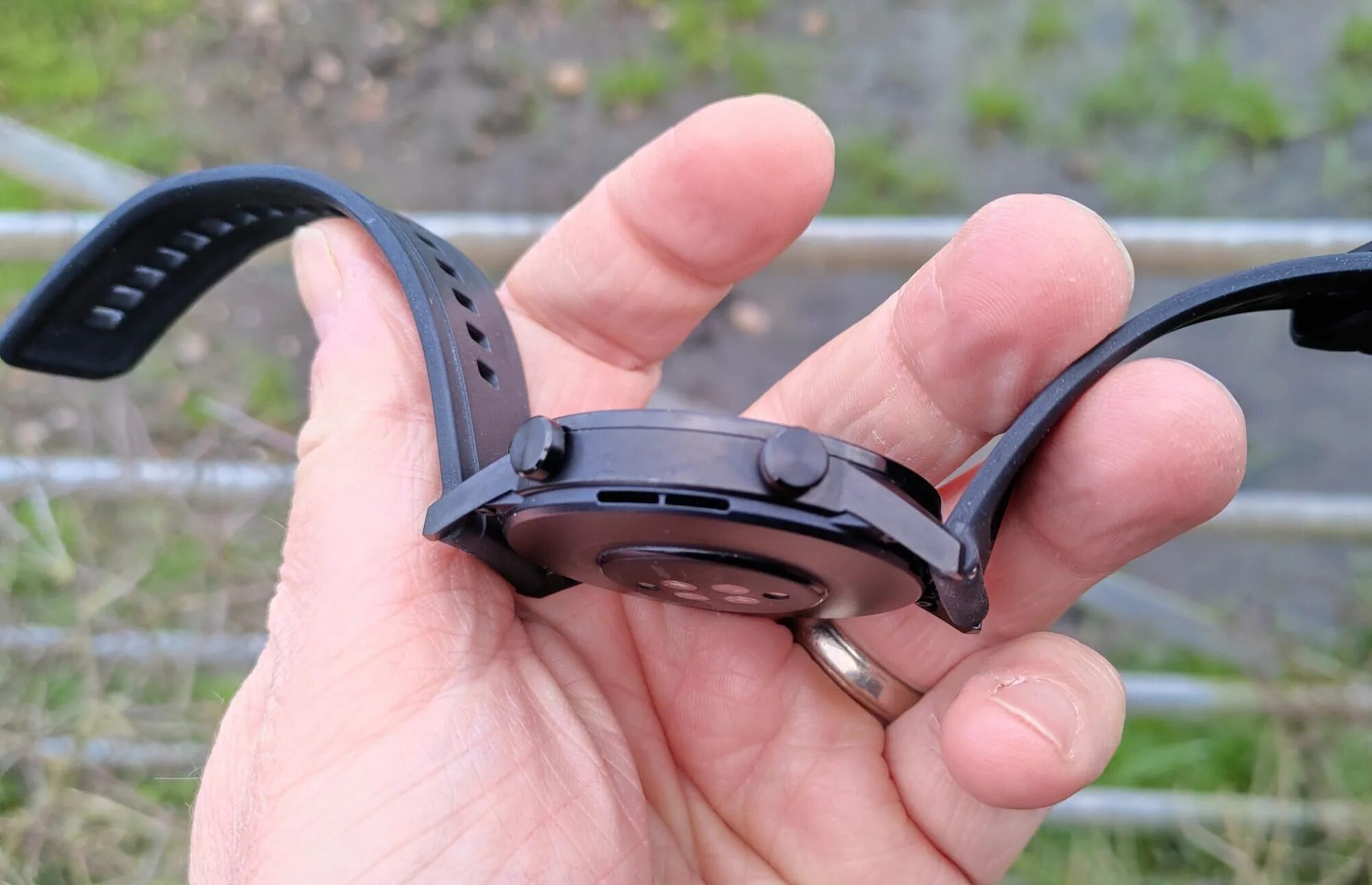 Honor magic v2 rsr. Honor 55023403. honor magicwatch 2 в развернутом виде. honor magic watch 2 контакт плюс минус. honor magicwatch в режиме always on display.