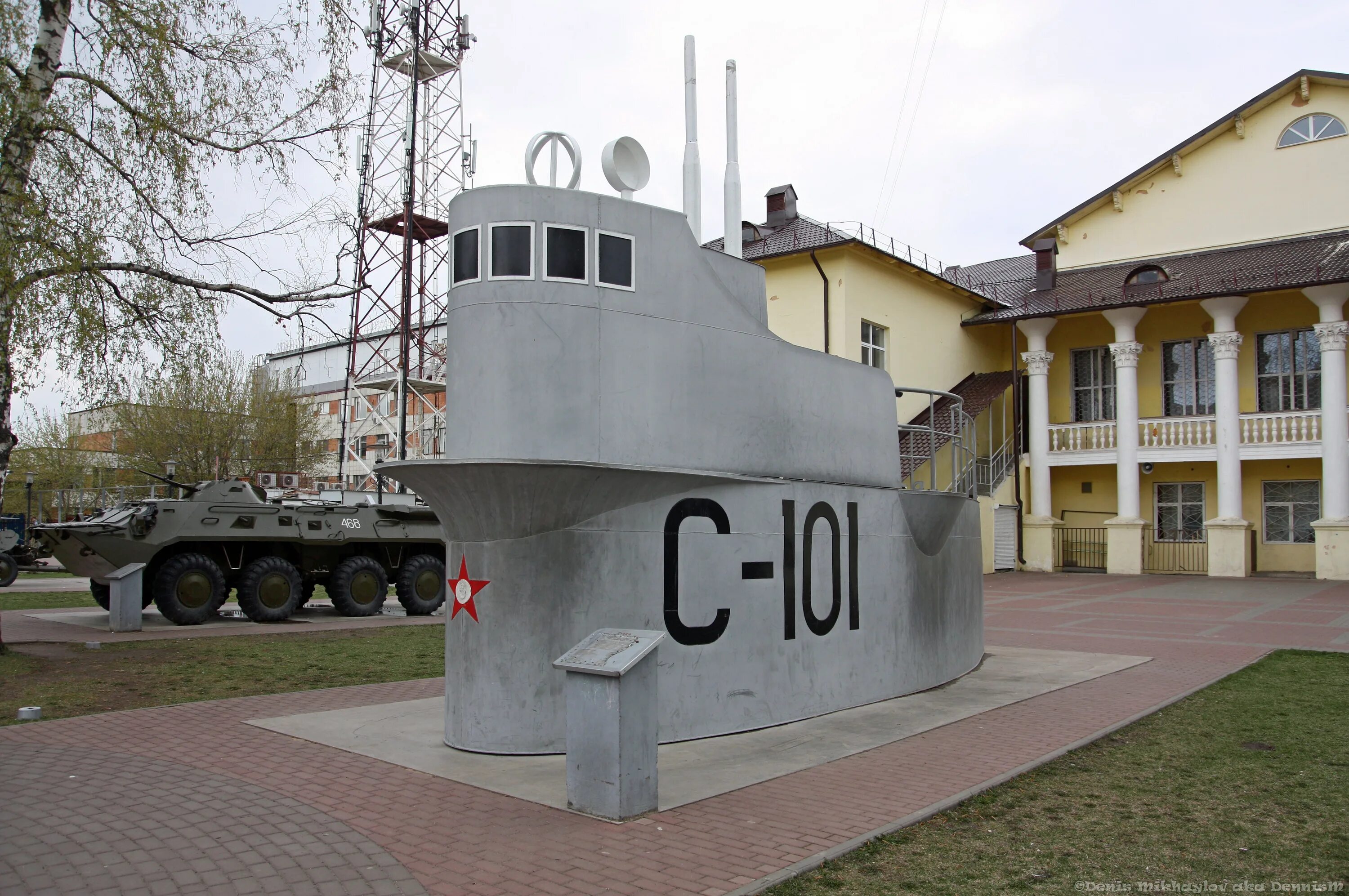 Сайт города бор нижегородской. Музей боевой техники Бор Нижегородская область. Город Бор музей военной техники. Памятники города Бор. Парк Максимова Бор Бор.