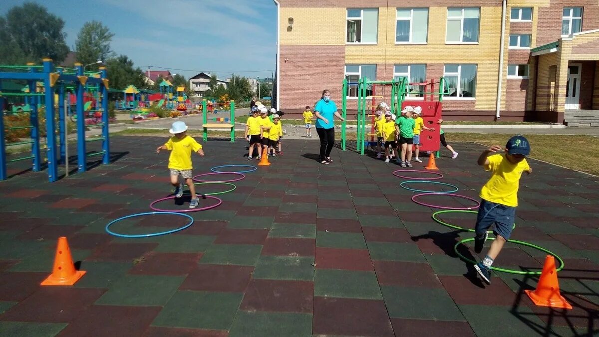 Детский сад капитошка абакан. Детские сады города абакан. Детский сад жаворонок абакан. Детский сад светлячок абакан. Щетинкина 69 абакан.