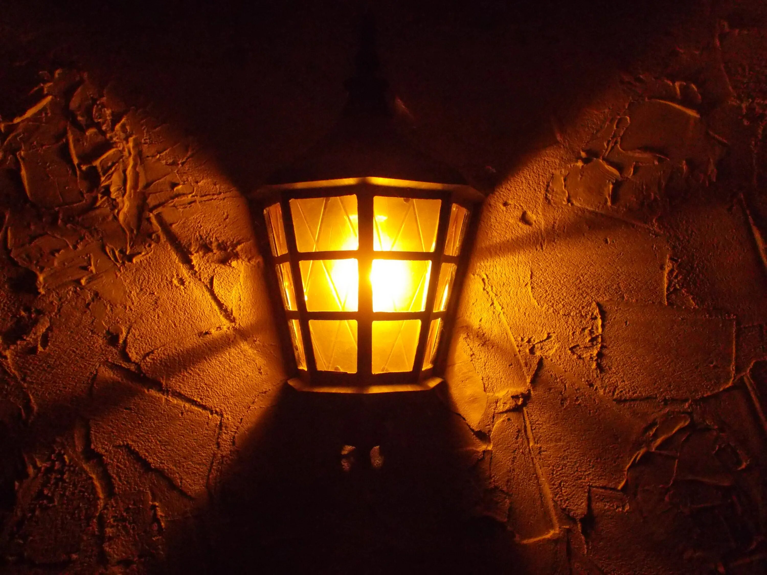 Стари свет. «лампа керосиновая мхп заря». Старинный светильник. Стари свет. Стари свет.