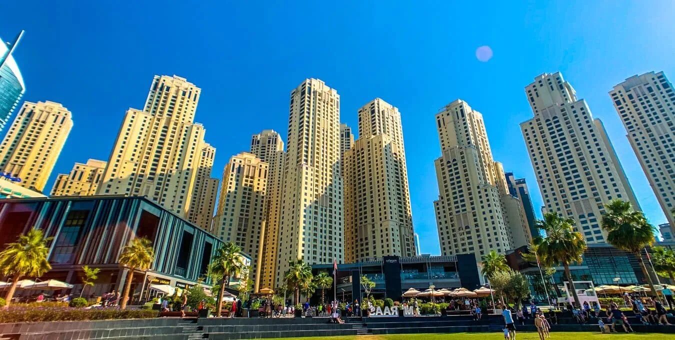 Building 1v1. Дубай JBR район. JBR/1 Дубай JBR. Jumeirah Beach Residence Дубай.