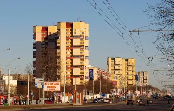 Московская, 334. Брест микрорайон восток. Город брест улица московская. Тц московский калуга кафе. Автобаня.