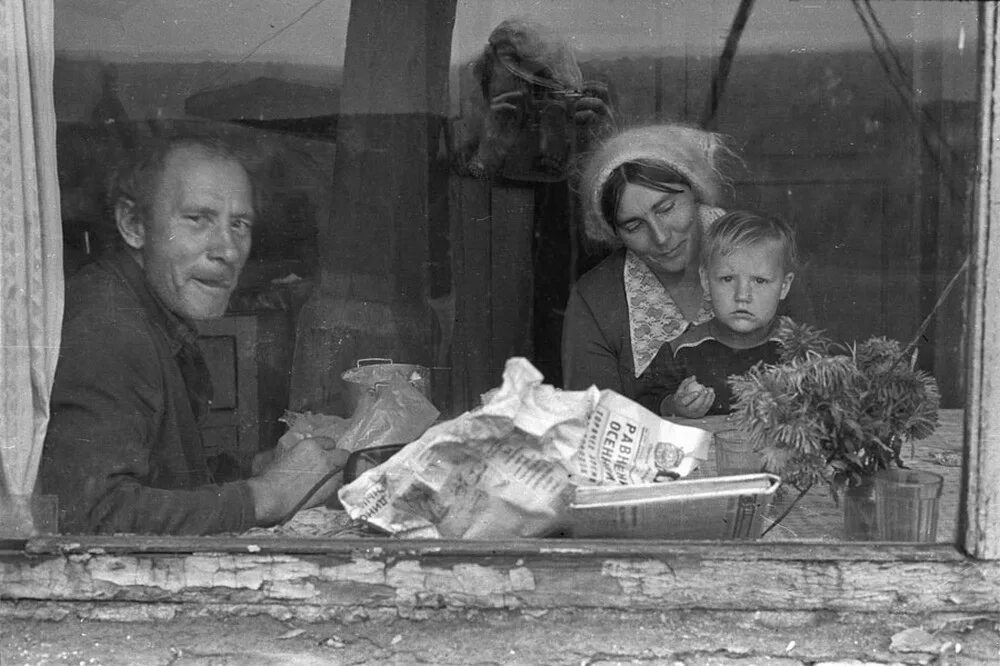 Советские люди. Жизнь советского человека. Советские фото. Реалии советской эпохи