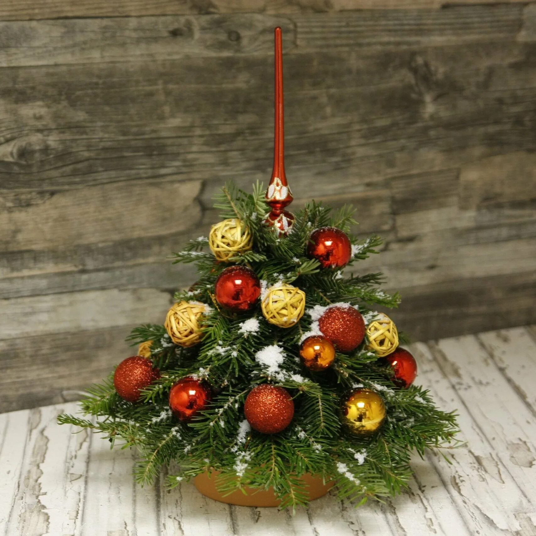 Датская елка нобилис. Венки из лапника. Как из лапника сделать елку своими руками. Елка из нобилиса. Как из лапника сделать елку своими руками.