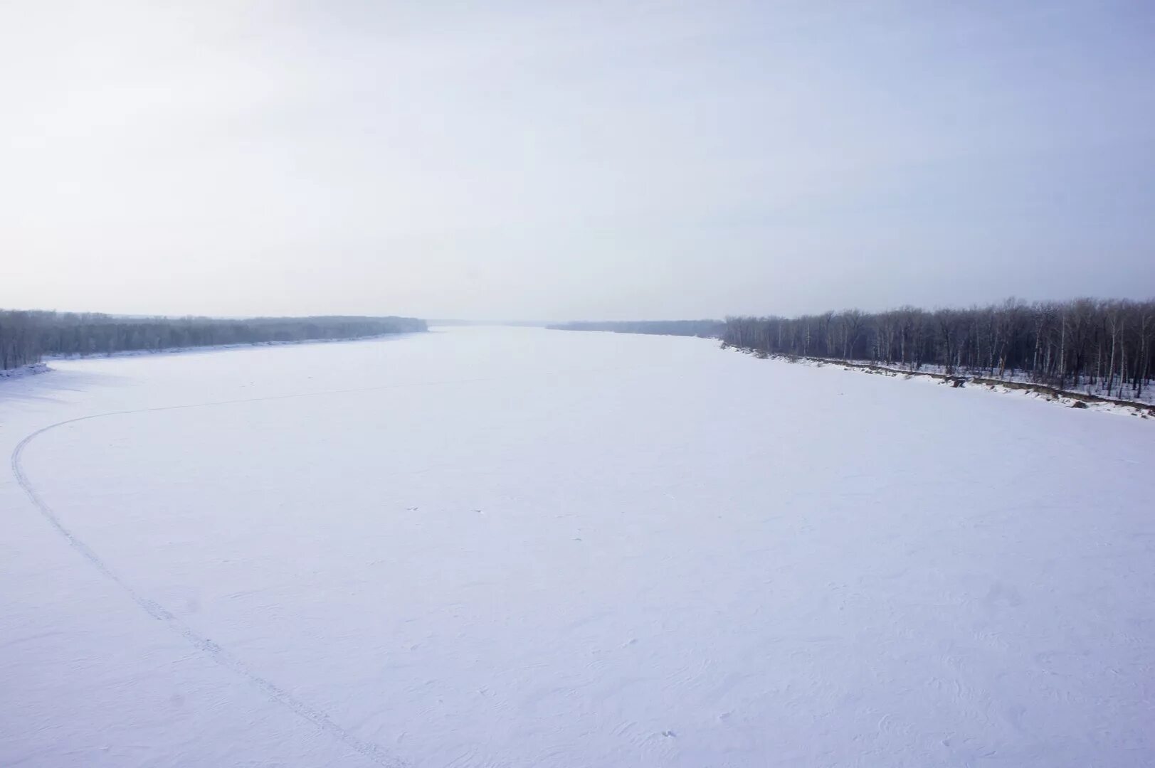 Юганская Обь зимой. Колпашево река Обь. Замерзшая река Обь. Реки ХМАО зима Обь. Зимние оби