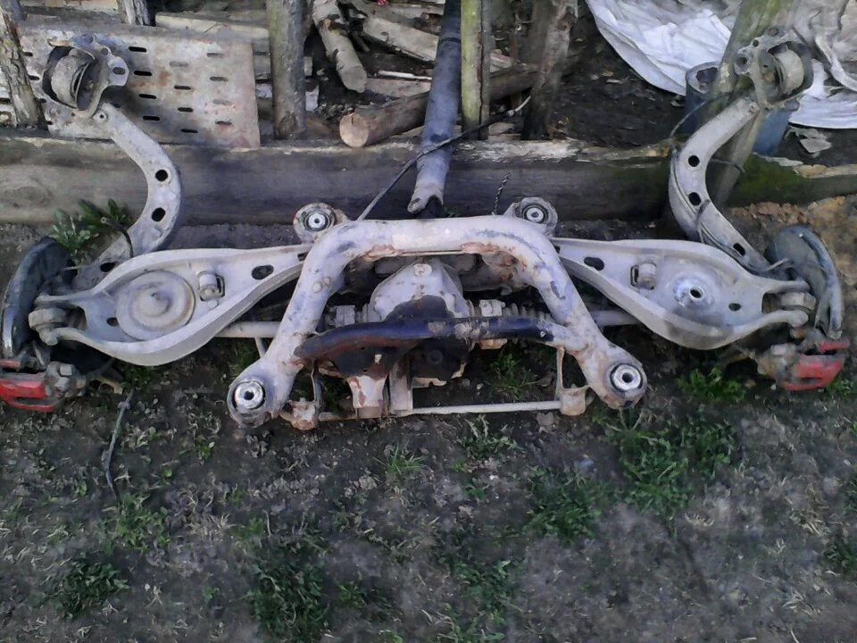 Подвеска бмв е36. Подвеска БМВ е46. BMW e46 Rear Suspension. Мост БМВ e46. Задний мост БМВ е46.