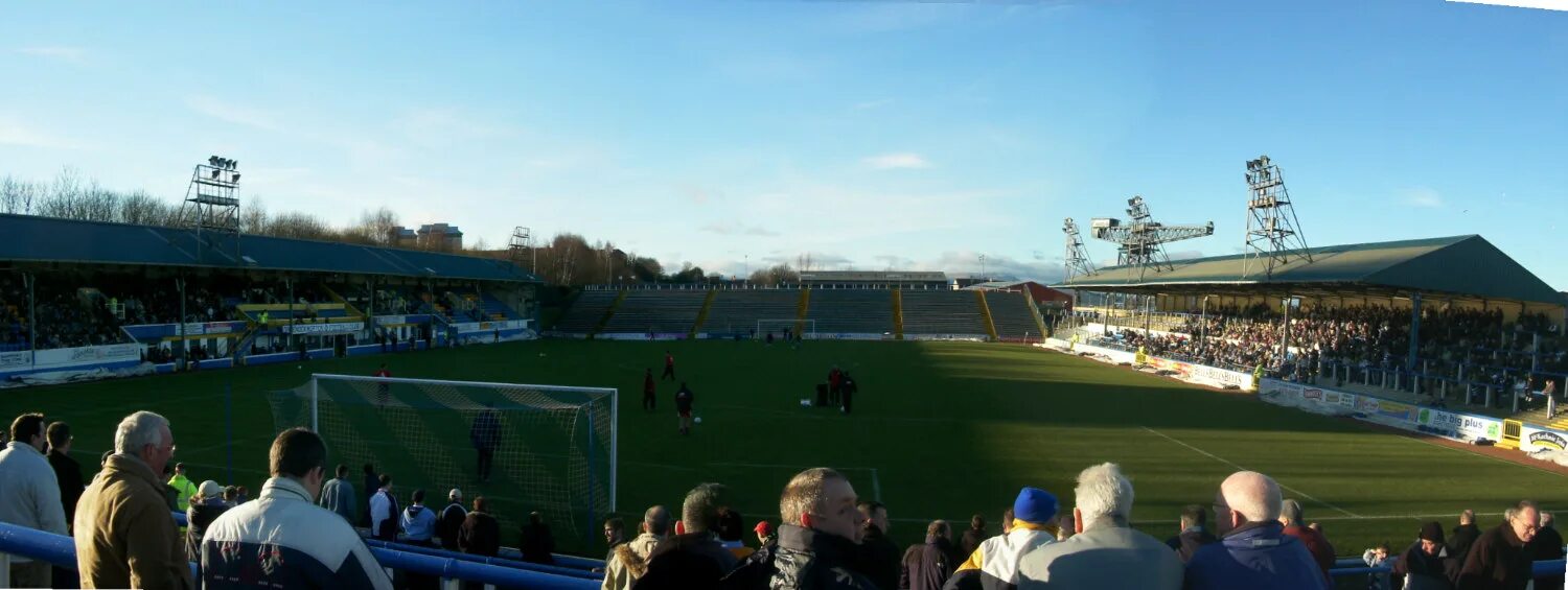 Greenock morton fc. Logo" portadown fc ". Greenock morton fc. Greenock. Гринок мортон куинс парк.