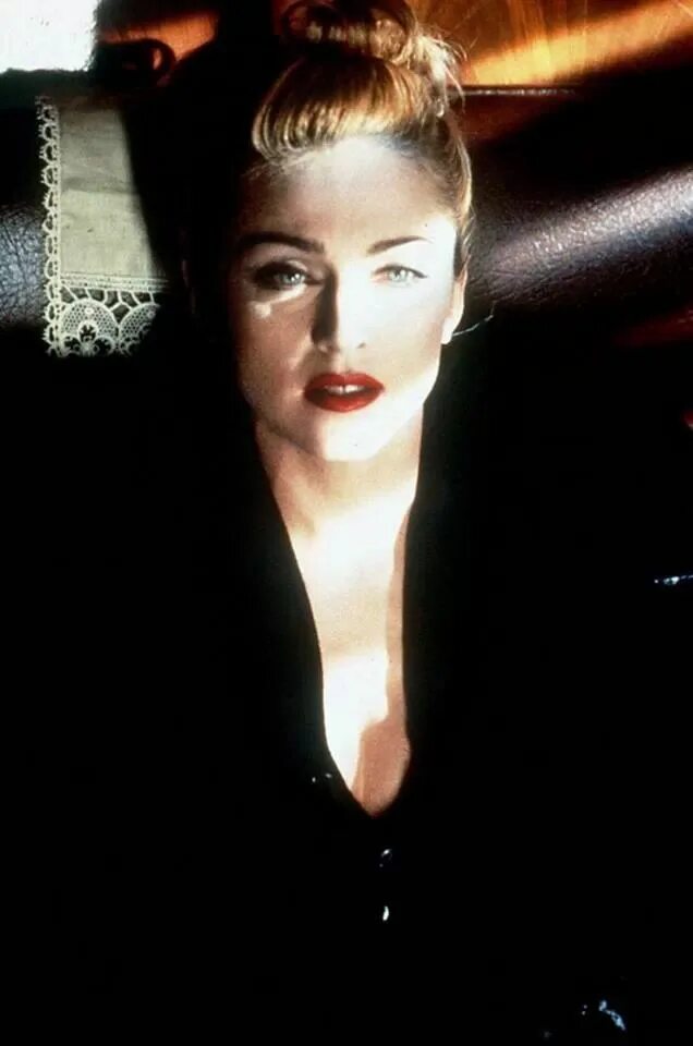 Мадонна 2022 настроение для любви. Madonna you'll see extended mix. Madonna you ll see. Песня madonna you ll see. Песня madonna you ll see.