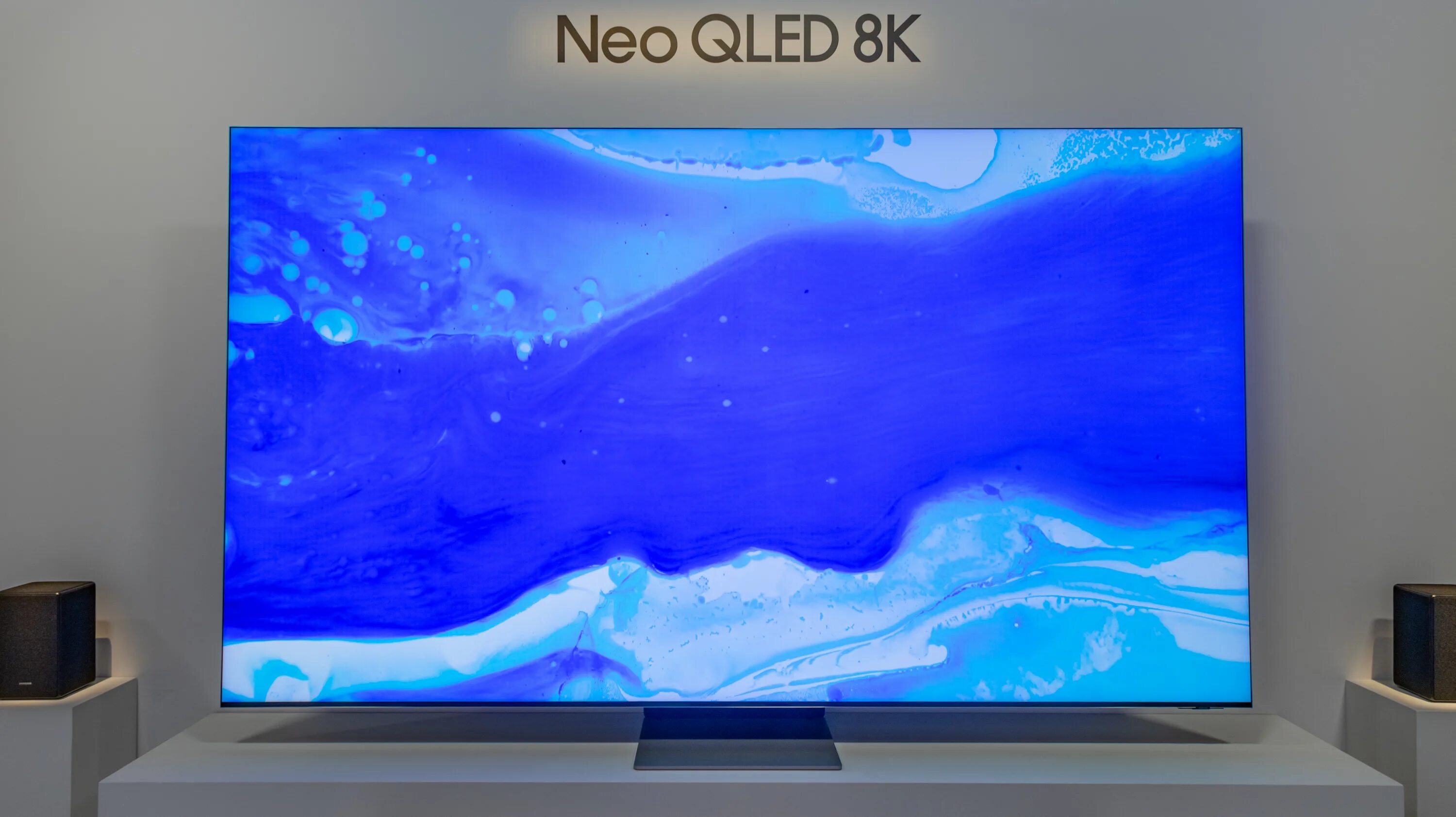 Телевизоры qled 2022. Телевизор Samsung Neo QLED 8k. Qn900a Neo QLED 8k Smart TV. Samsung Neo QLED qn900a. Samsung QLED 8k 2022.