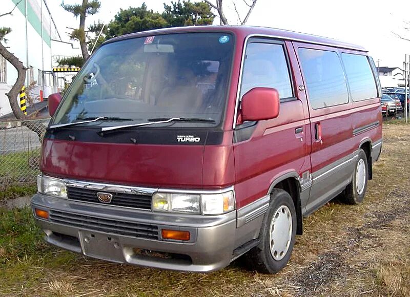 Ниссан караван 1993. Nissan urvan e24. Nissan caravan e25 спойлер. Nissan caravan 24. Ниссан караван 2010 года грузовой.