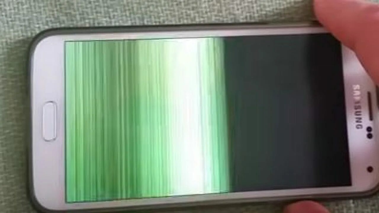 Серый экран самсунг. Samsung зеленый экран. Зеленая полоса на экране самсунг. Самсунг за укленым экраном. Самсунг зеленый экран старый.