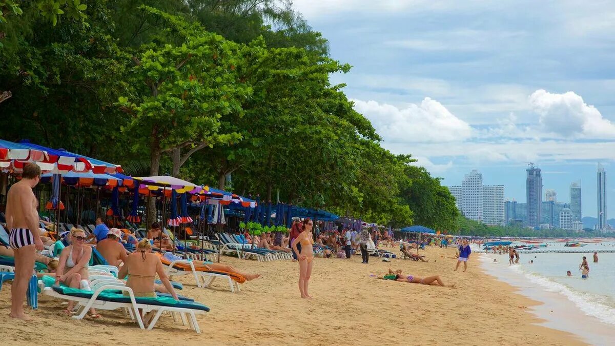 Пляж Джомтьен Паттайя. Пляж Донгтан в Паттайе. Пляж Jomtien Pattaya Паттайя. Паттайя пляж Донгтан-Бич. Паттайя в мае отзывы