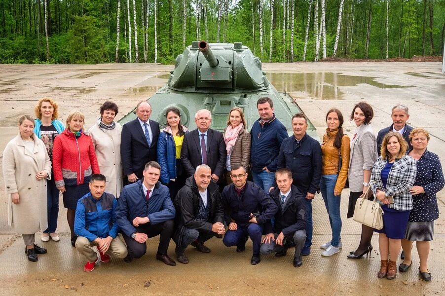 Военфильм медынь фото. Военфильм медынь калужская область медынский. Военфильм медынь самолеты. Студия военфильм медынь. Ильинские рубежи калужская область.