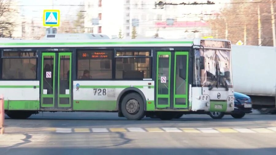 Остановка 76. Новый общественный транспорт. Автобус 76. Остановка автобуса. Автобусы Ярославль.