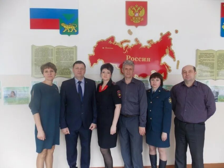 Праздники приморья. Арсеньевская авиационная компания прогресс. Город арсеньев школа номер 1. Закрытие сезона на горнолыжке. Мадесса арсеньев.