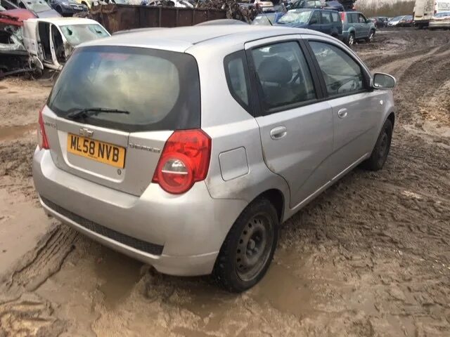 Chevrolet aveo t250. Aveo t250 2008. Chevrolet aveo т250 хэтчбек. Aveo t250 2008. Aveo t250 2008.