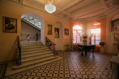 Петроградская 32