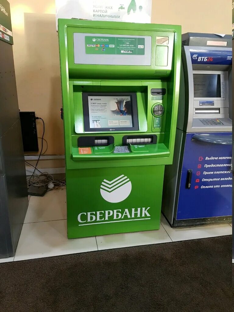 Новые аппараты сбербанка. Терминал самообслуживания сбербанк. Сбербанк аппарат. Терминал сбербанка. Терминал втб.