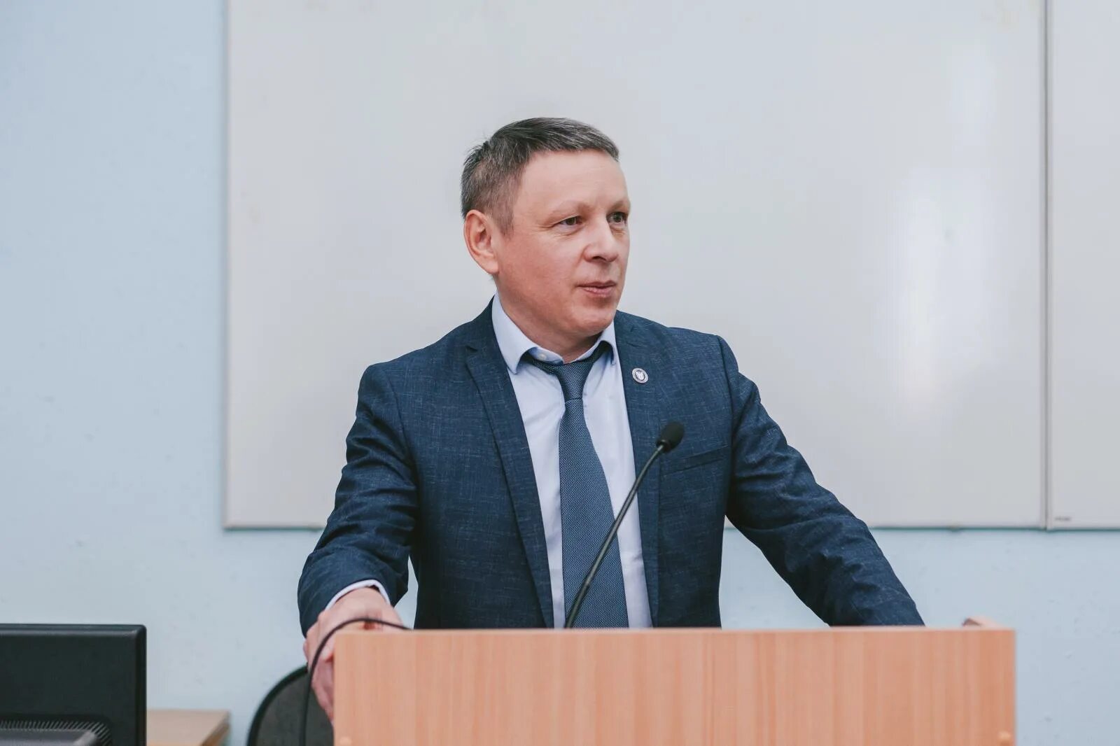 Дмитриев николай николаевич иргау. Ректор игу александр шмидт. Михаил корняков ирниту. Ректор ирниту. Ректор иркутска.