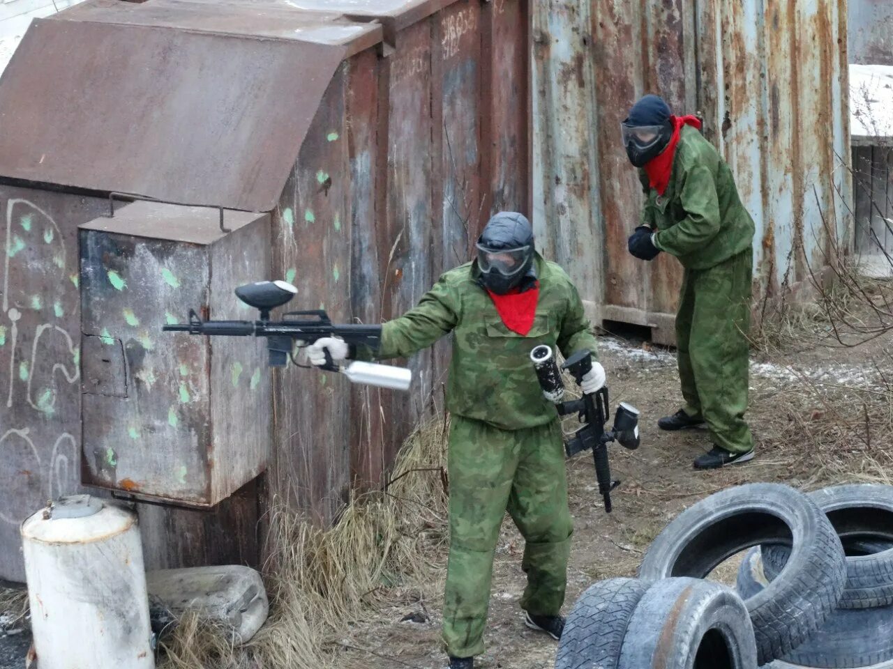 полигон для пейнтбола. пейнтбол скорпион иваново. нижний новгород московское шоссе 401а партизан. пейнтбол в нижнем новгороде. пейнтбол в нижнем новгороде.