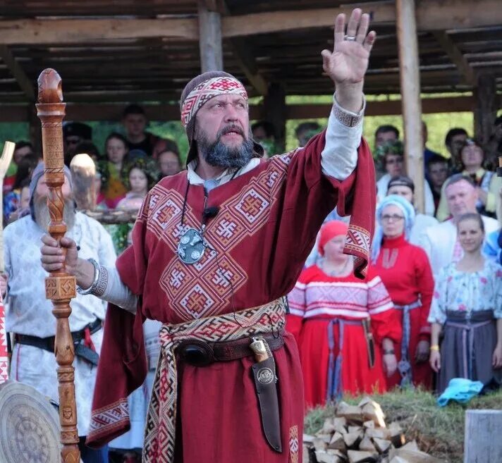 Ведуны древней руси волхвы. Жрецы у восточных славян. Славянский жрец 5 букв. Славянский жрец 5 букв. Художник славянист ольшанский.