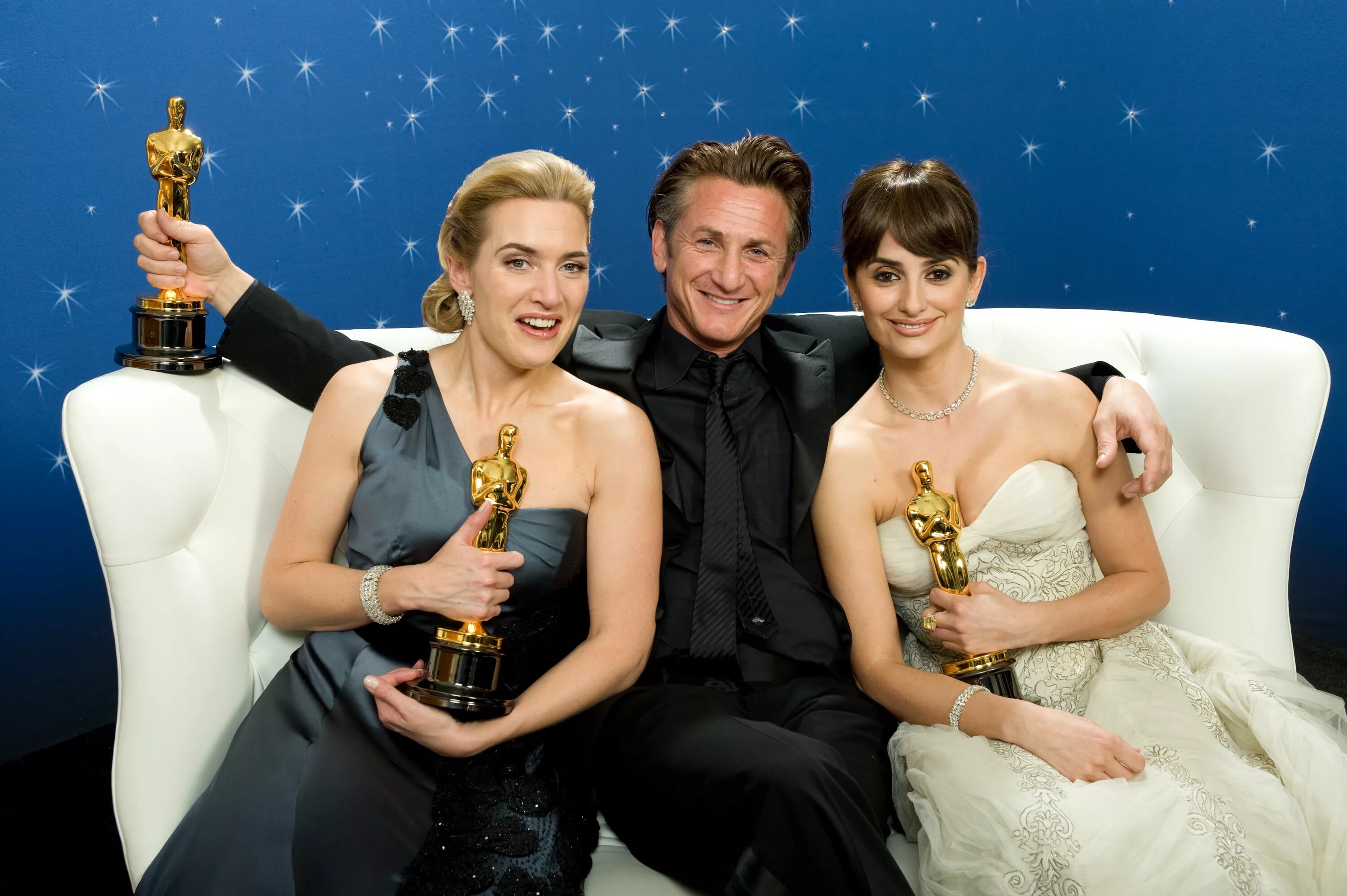 Кейт Уинслет 2009 год Оскар. Шон Пенн вручил Оскар Зеленскому. Оскар за последние 10 лет