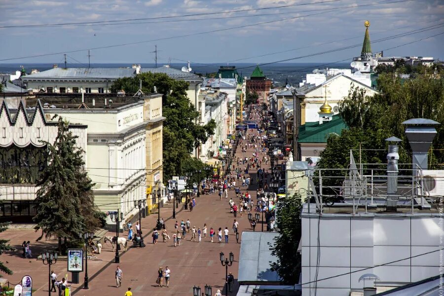 Большая покровская улица 1. Большая Покровская улица в Нижнем Новгороде. Нижний Новгород большая Покровка летом. Нижний Новгород центр. Большая Покровская 1 Нижний Новгород.