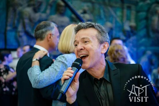 концерт пупо в москве 2024. пупо итальянский певец альбомы. концерт пупо в москве 2024. концерт в ялте. легенды итальянской эстрады.