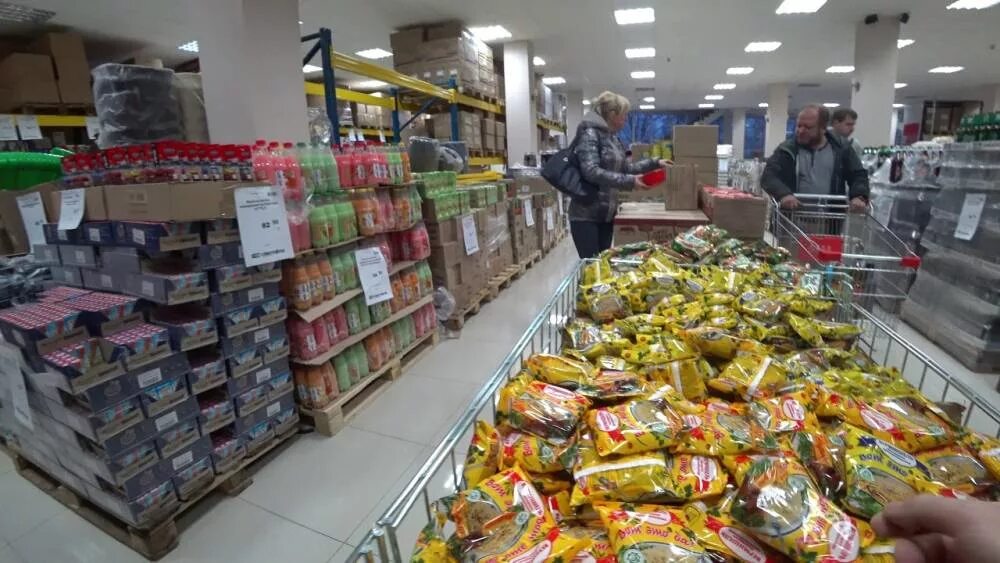 Новочеркасск, пр. Акции в магазине светофор. Продуктовый магазин светофор. Магазин светофор в новочеркасске. Светофор магазин в ростове-на-дону.