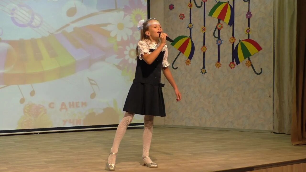 Круглая песня текст песни. Песня про круглое. Песня про круглое. Круглая песенка смешарики. Круглая песня смешарики текст.
