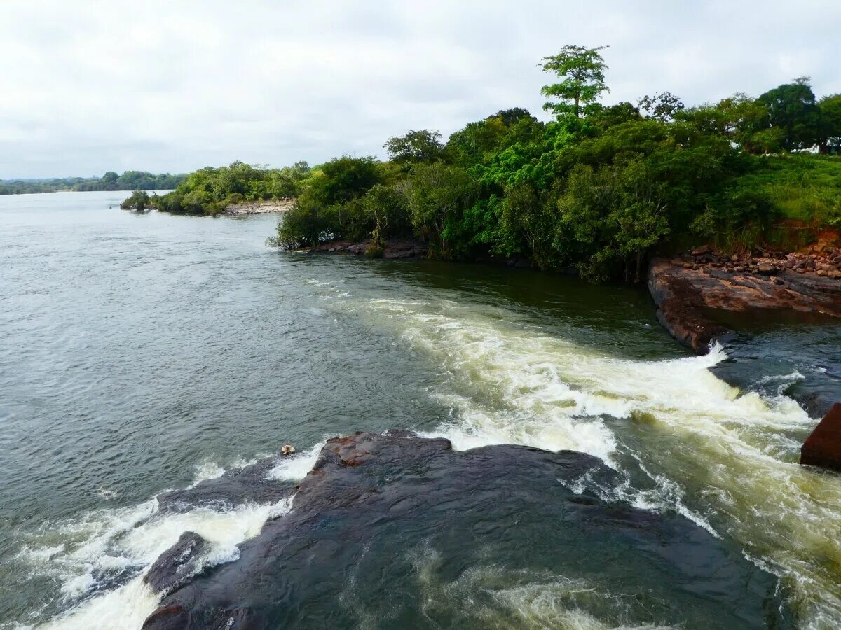 Острова Гвинеи Бисау. Гвинея Бисау архипелаг. Экваториальная Гвинея природа. Гвинея Конакри реки.