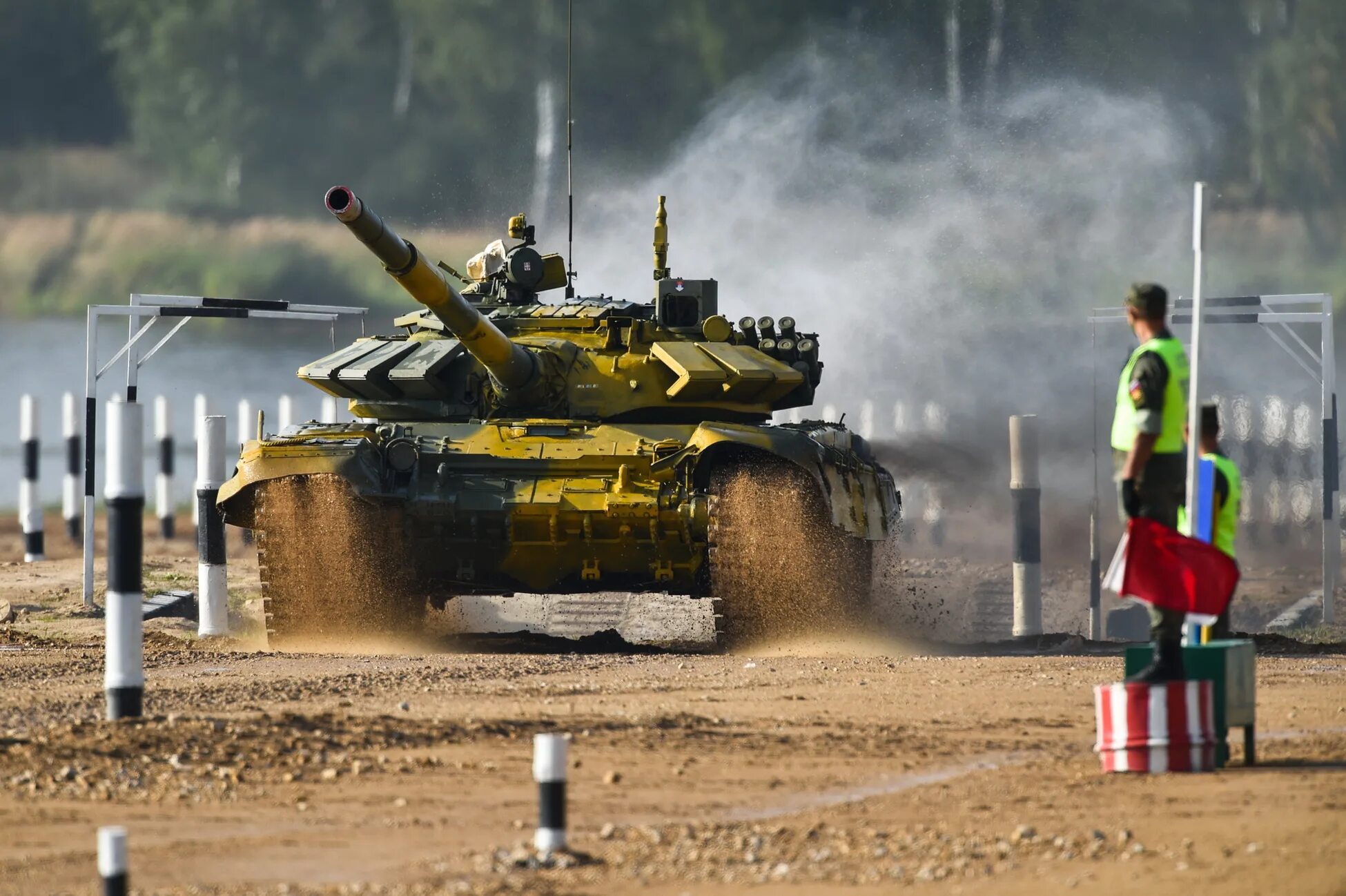 Армейские международные. Биатлон армия 2021 танковый. АРМИ танковый биатлон. Танковый биатлон 2022. Игры АРМИ танковый биатлон.