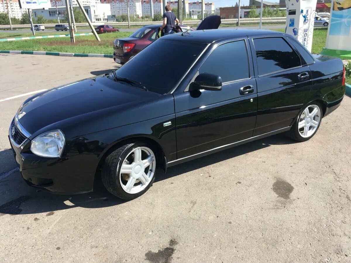 Ладу приору черного цвета. Ладу приору черного цвета. Ладу приору черного цвета. Ладу приору черного цвета. Приора седан черная 2014.