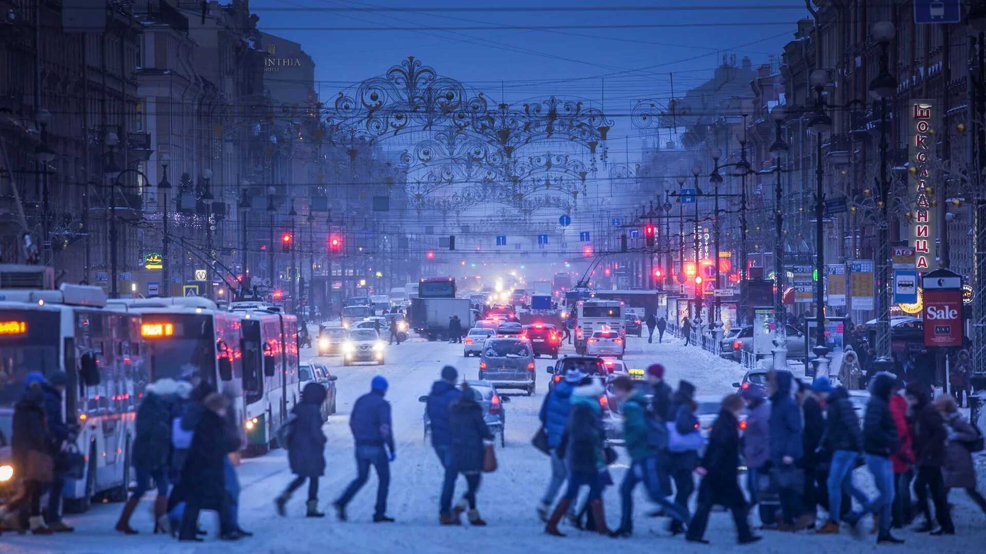 Места в питере для молодежи зимой. Санкт-петербург зима. санкт-петербург зимой невский. питер невский проспект. заснеженный питер невский.