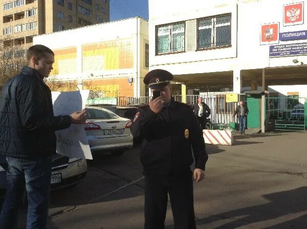 Евроклиника 24 жулебино. Кулибина 1а екатеринбург. Красная 5 гатчина полиция. 102 отдел полиции. Евроклиника 24 жулебино.