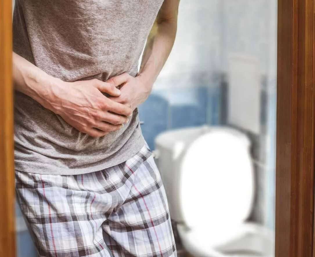 Что делать если болит живот в туалете. Болит живот у мужчины.