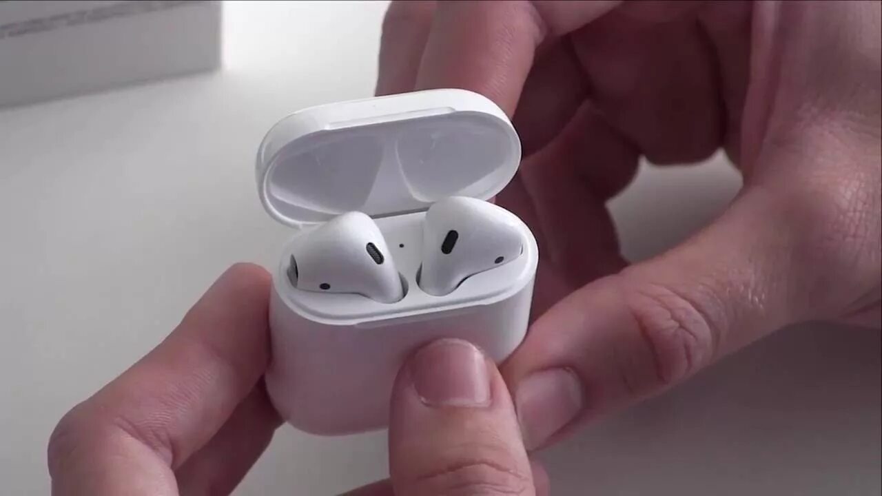 Наушники airpods купить 1 наушник. Беспроводные наушники Apple AIRPODS (3rd Generation). Аирподс 1. AIRPODS 2 Bluetooth. Аирподс 2 оригинал.