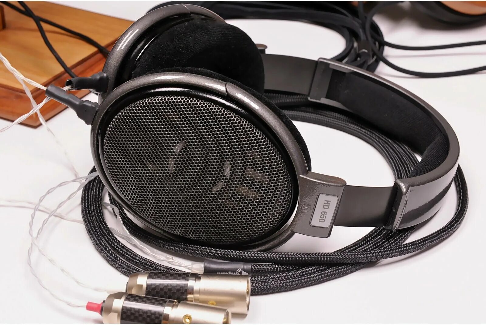 Какие наушники качественные. Наушники Sennheiser 650.