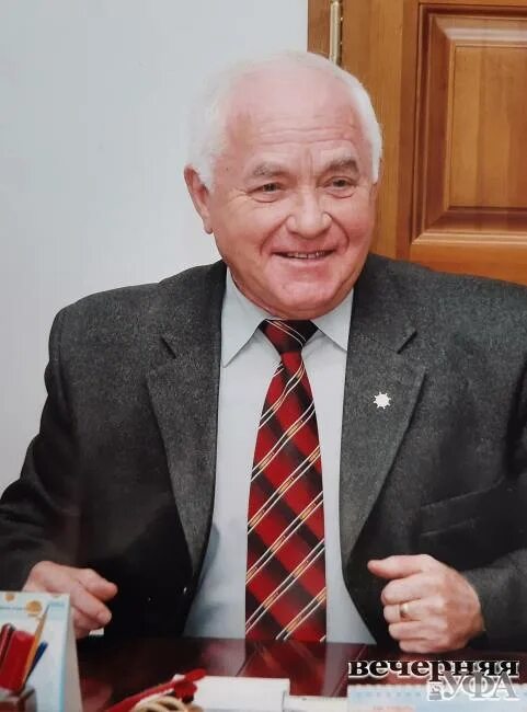 михаил рогозин роскосмос. варданян михаил юрьевич. роскосмос логотип. космонавт александр михайлович. цэнки бобков.