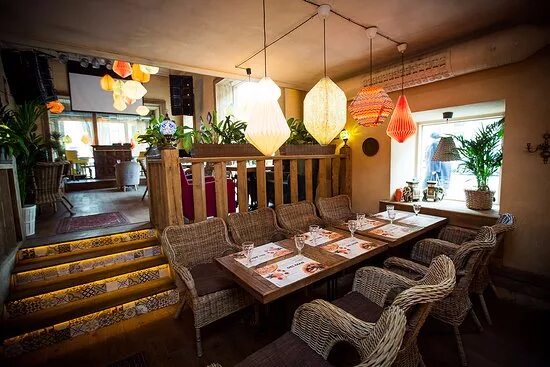 Ресторан дельмар в санкт-петербурге. Дельмар на невском. Ресторан дельмар в санкт-петербурге на невском проспекте. Del mar кафе питер. Дельмар на невском.