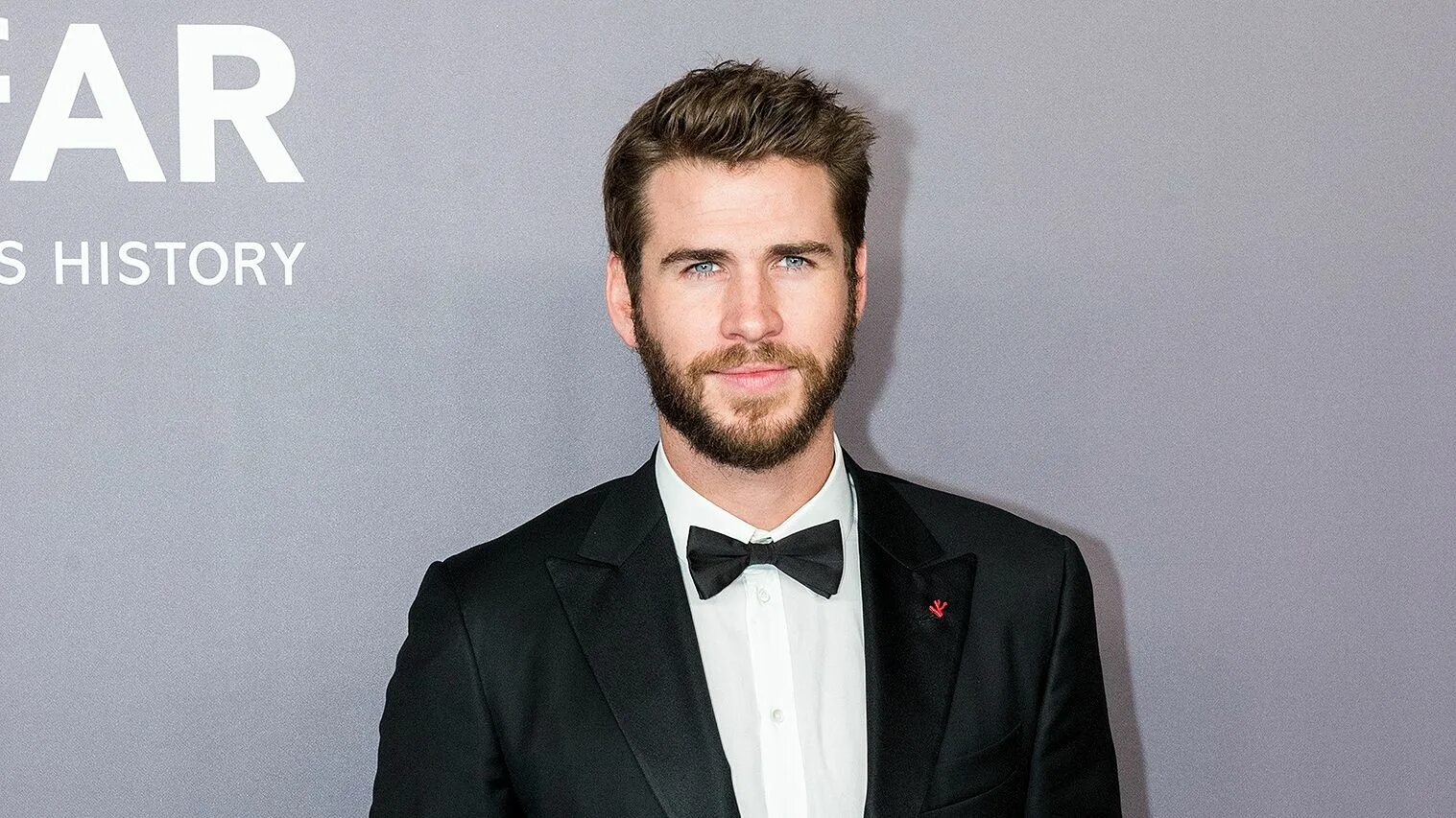 Лиам хемсворт личная жизнь. Лиам Хемсворт. Liam Hemsworth height. Craig Hemsworth в молодости. What would you do Liam actor.