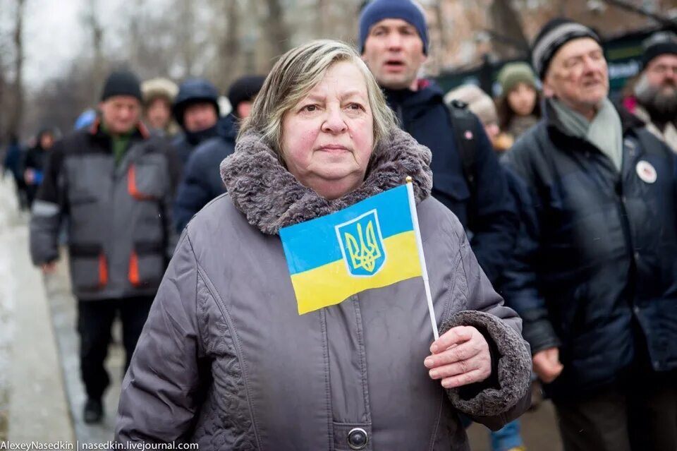 Матушка украина. Украина мать. Марш матерей фото. Украина это мать России.