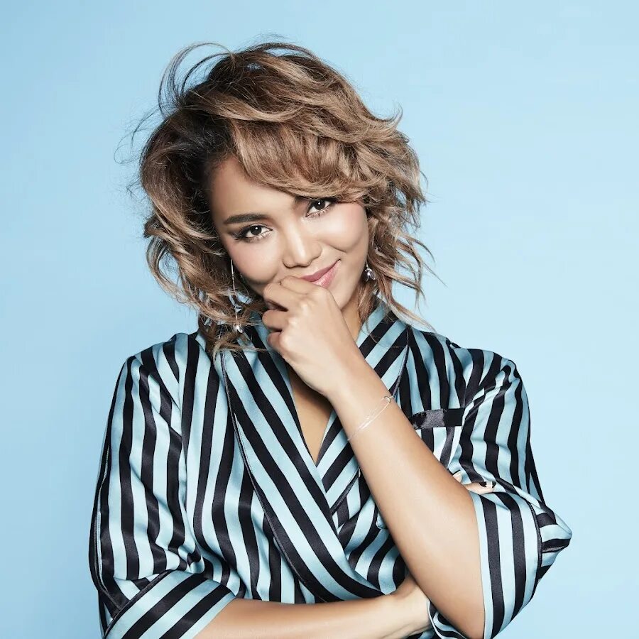 Crystal Kay. Кристал Кей. Crystal Kay albums. Кристалл Кей родители.